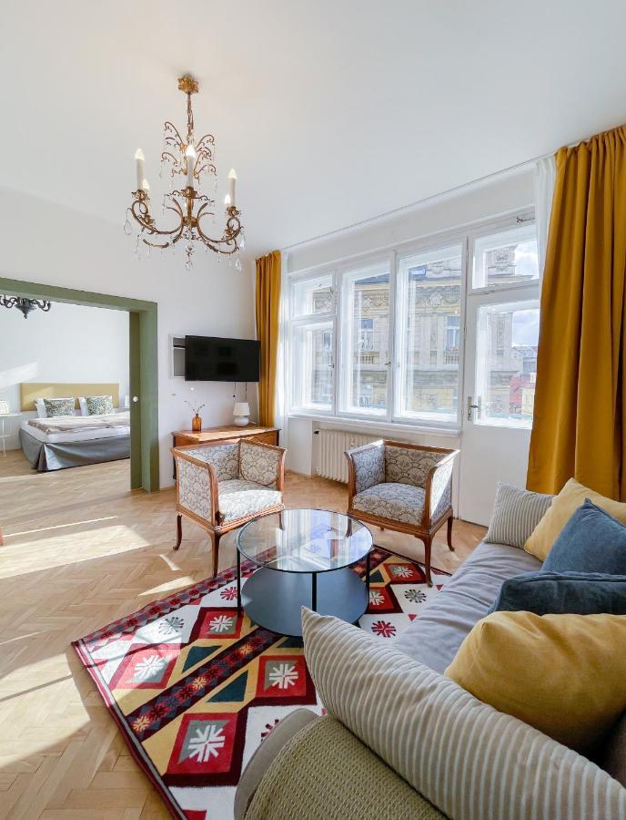 Turnkey I Vintage Terrace Apartment Prag Dış mekan fotoğraf