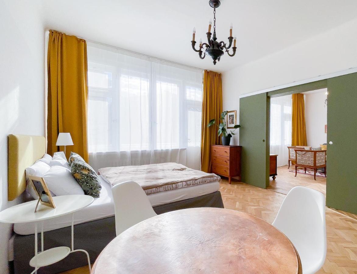 Turnkey I Vintage Terrace Apartment Prag Dış mekan fotoğraf
